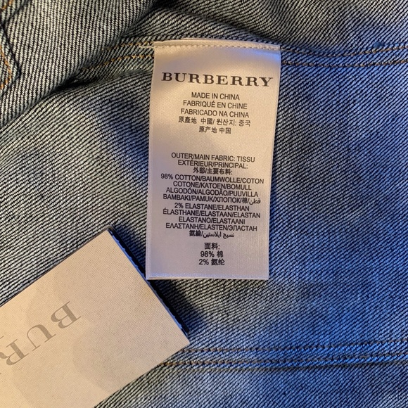 🔥HOST PICK🔥 Burberry Cropped Jean Jacket, Size XS, Blue - Picture 6 of 7
